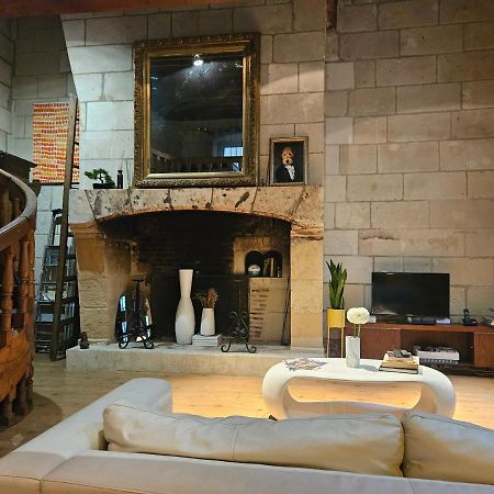 Hotel Robin Quantin In The Heart Of Old Tours Extérieur photo