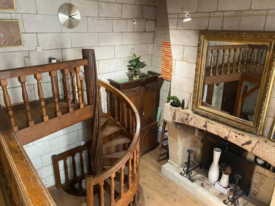 Hotel Robin Quantin In The Heart Of Old Tours Extérieur photo
